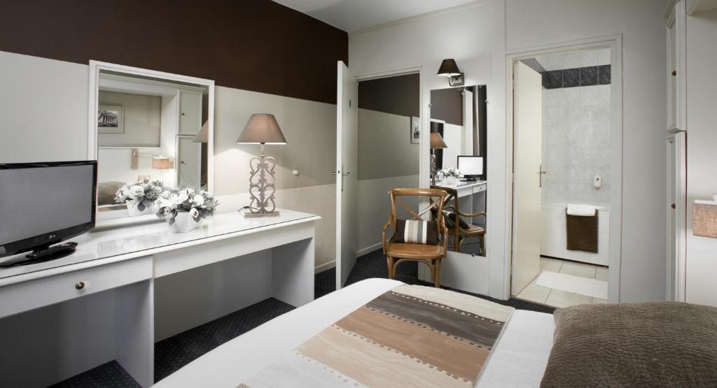 Logis Hotel & Restaurant - Lensotel Værelse billede